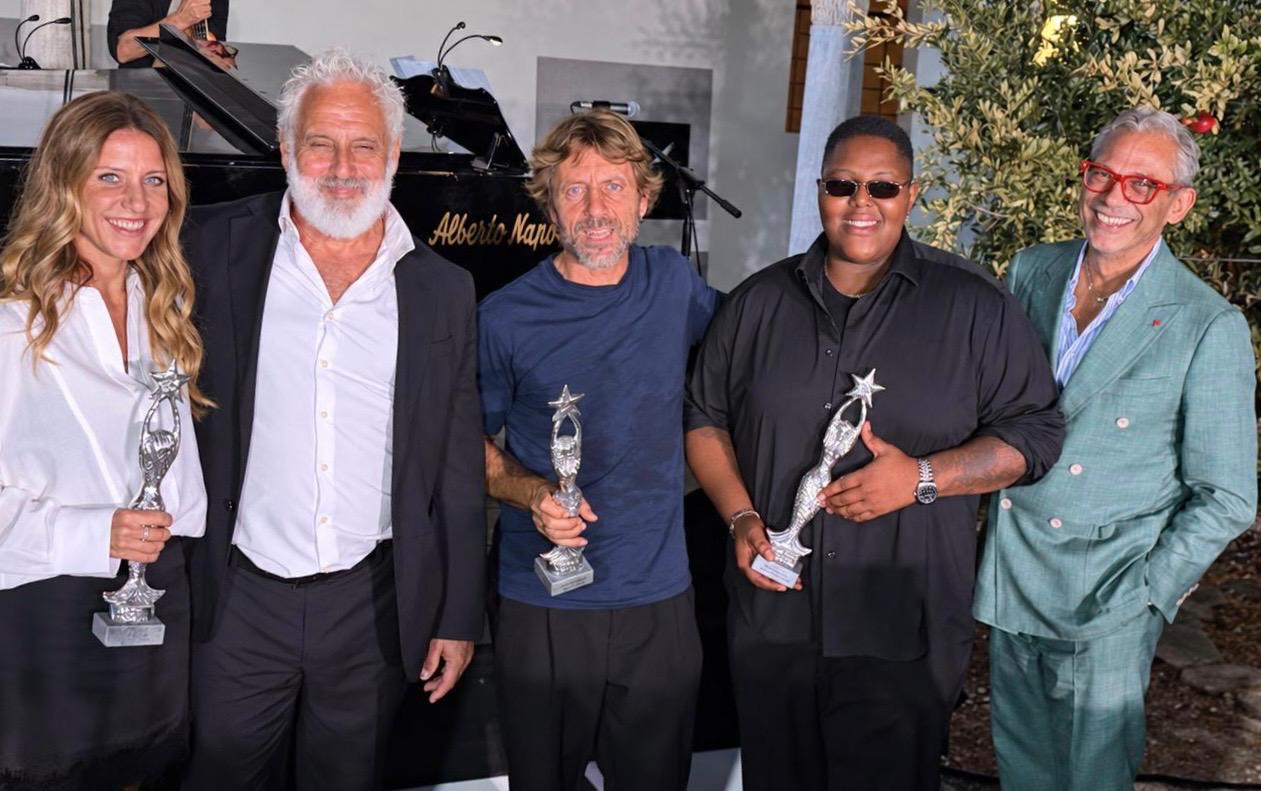 Capri ricorda Tony Petruzzi e guarda verso...